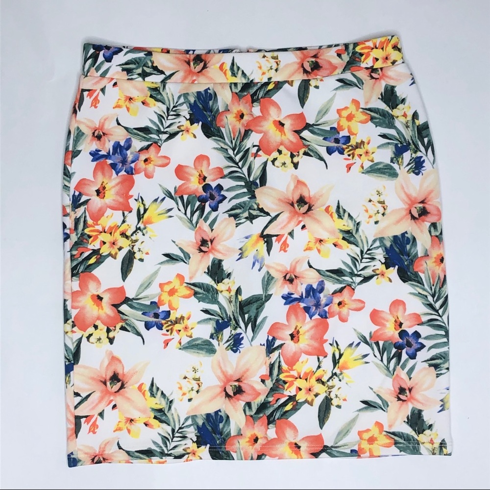 Forever 21 | Floral | Mini Skirt